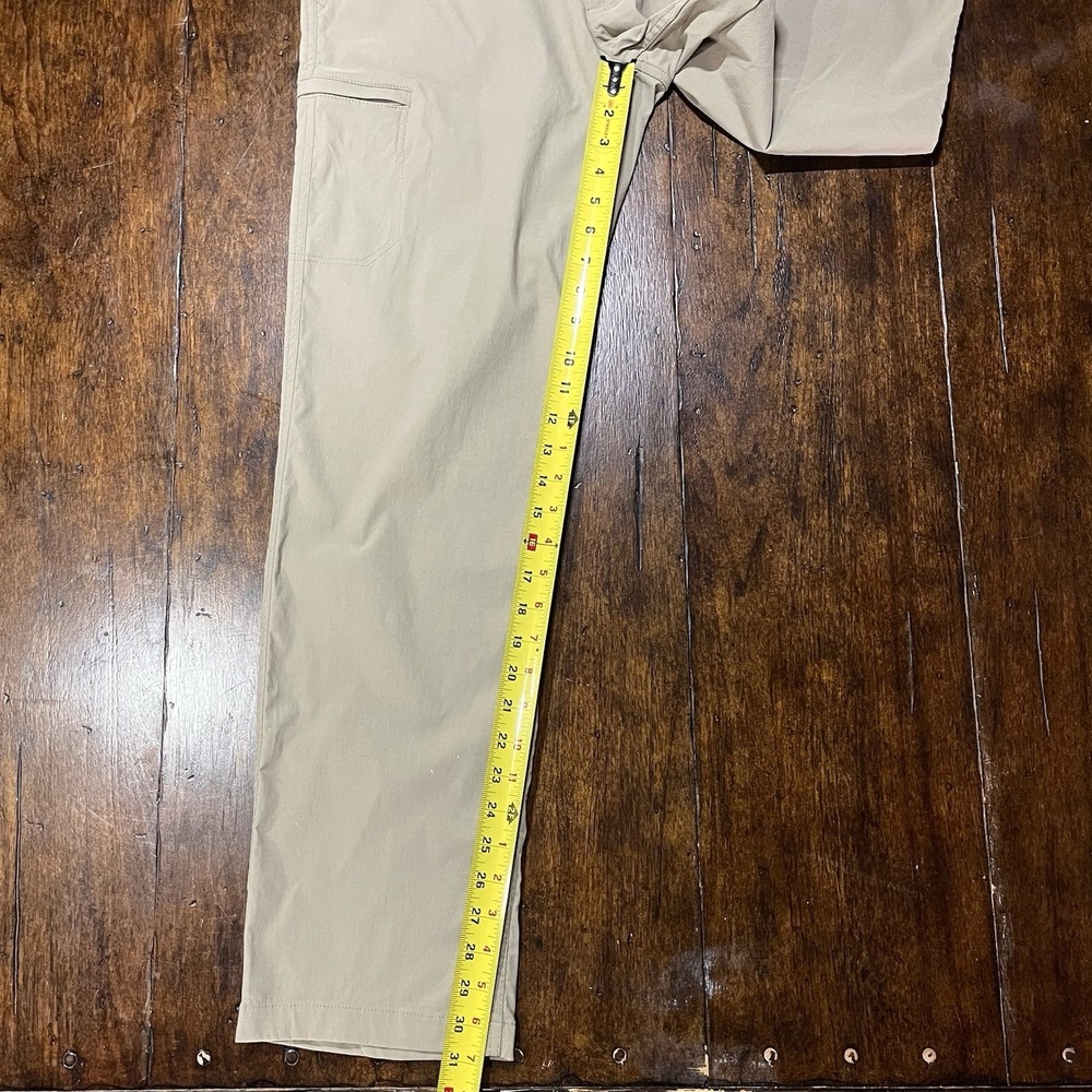 Unionbay UB Tech Pants Mens 32x32 Khaki Classic Chino Cargo Utility Outdors - Picture 11 of 12